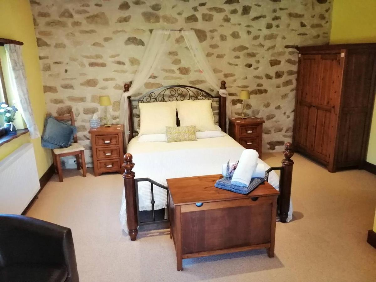 La Grange Ancienne Bed & Breakfast Montrollet Luaran gambar